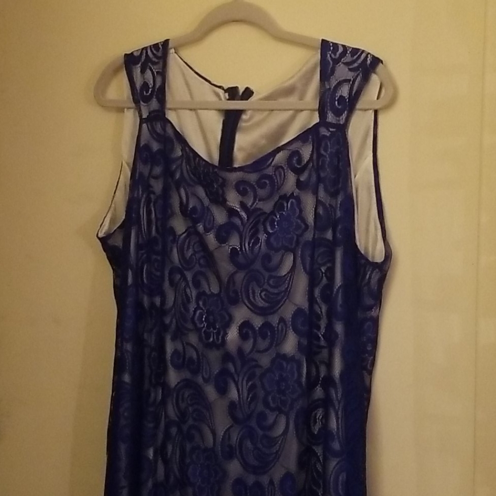 Sleeveless Maxi Dress